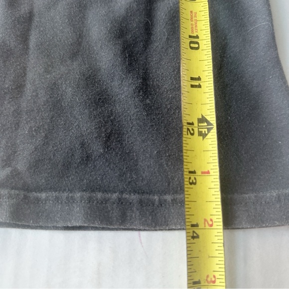 Brandy Melville x 2 Charcoal Cropped
Tanks / Bandeau - Picture 7 of 15